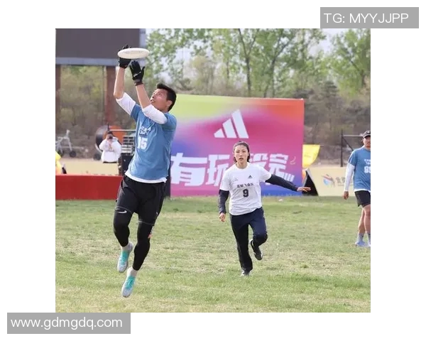 滑板精英赛特别报道:北京飞盘队如何逆袭夺冠的精彩历程 滑板精英赛特别报道:北京飞盘队如何逆袭夺冠的精彩历程