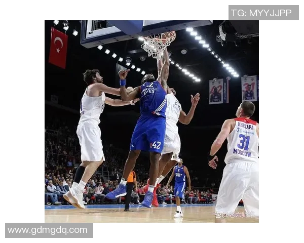 FPX在CSGO比赛经验排行榜中荣登第八名展现强大实力与团队合作精神