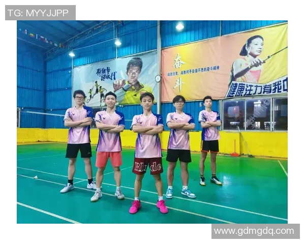 南京羽毛球队的拼搏之路:邀请赛背后的奋斗与荣耀 南京羽毛球队的拼搏之路:邀请赛背后的奋斗与荣耀