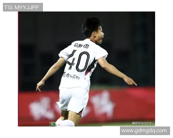 成都羽毛球队以84分领跑冠军赛积分榜展现强劲实力 成都羽毛球队以84分领跑冠军赛积分榜展现强劲实力