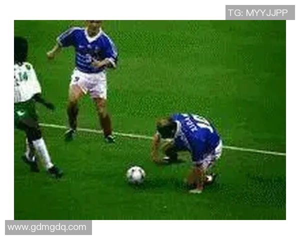 成都足球队的速度之道:如何在比赛中掌控节奏与优势 成都足球队的速度之道:如何在比赛中掌控节奏与优势